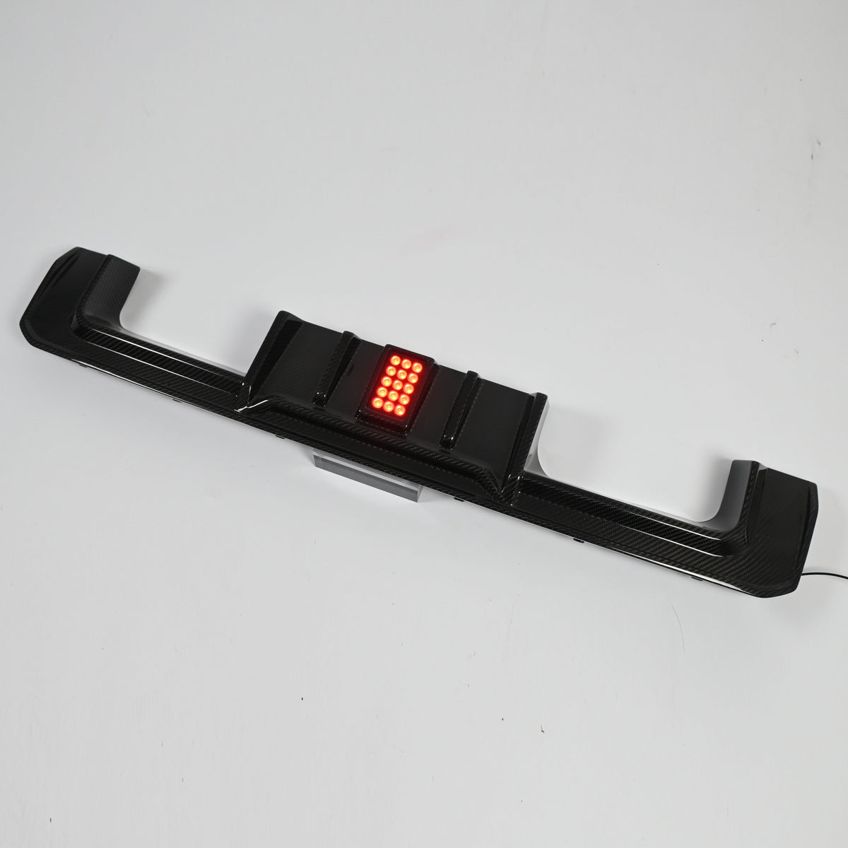 BMW M3 G80 / M4 G82 - CARBON FIBER REAR DIFFUSER WITH F1 LED (V2) - photo 4