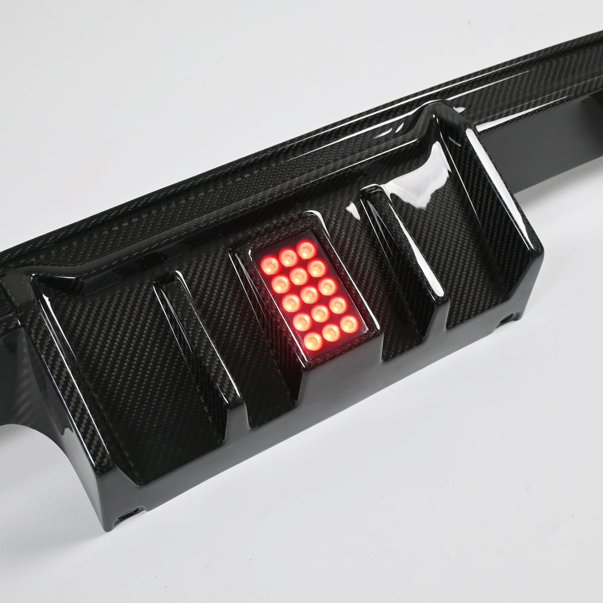 BMW M3 G80 / M4 G82 - CARBON FIBER REAR DIFFUSER WITH F1 LED (V2) - photo 3
